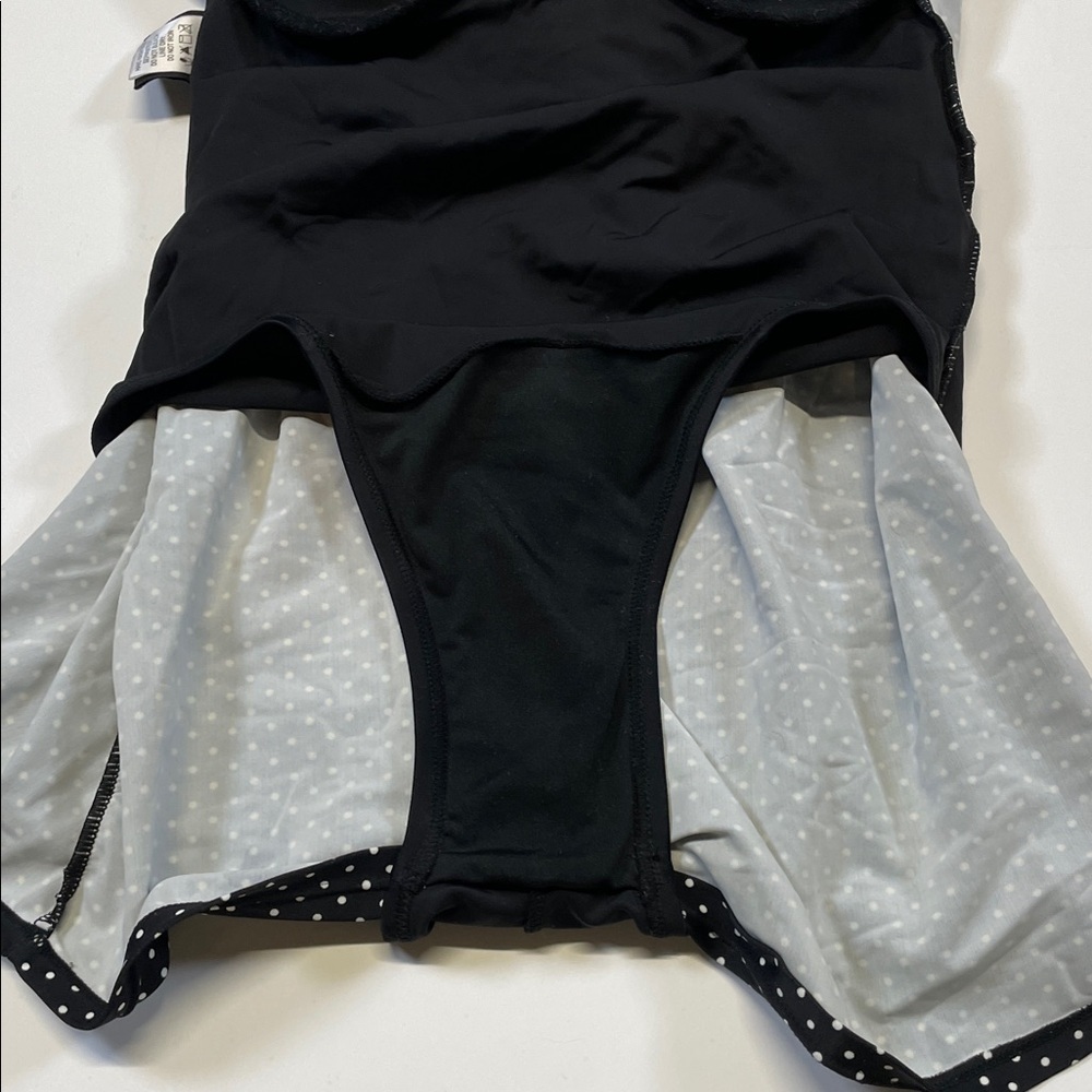 Shore Shapes Black White Polka Dot Swim Dress  Size 8 - Picture 6 of 7